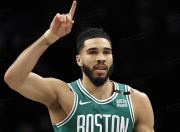 开云在线开户-塔图姆在DWG比赛中领先优势明显，领先优势明显引发热议！